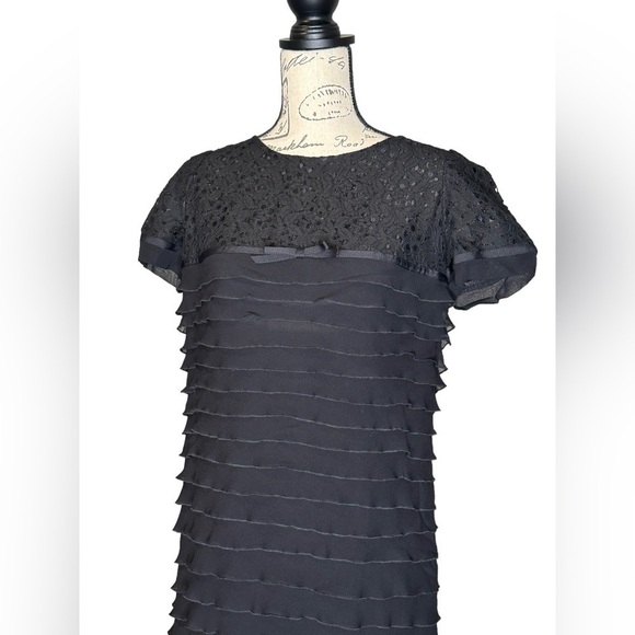 WEILL 100% silk black dress sz 8 lined layered design hidden zipper laced EUC - Picture 9 of 14